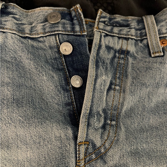 LEVI’S 501 Denim Shorts - Picture 4 of 12